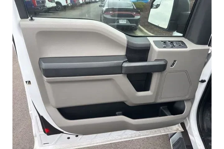 $23000 : Ford F-150 2019 4x4 XL 4dr S image 8