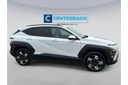 $21455 : Hyundai KONA 2024 AWD SEL 4d thumbnail