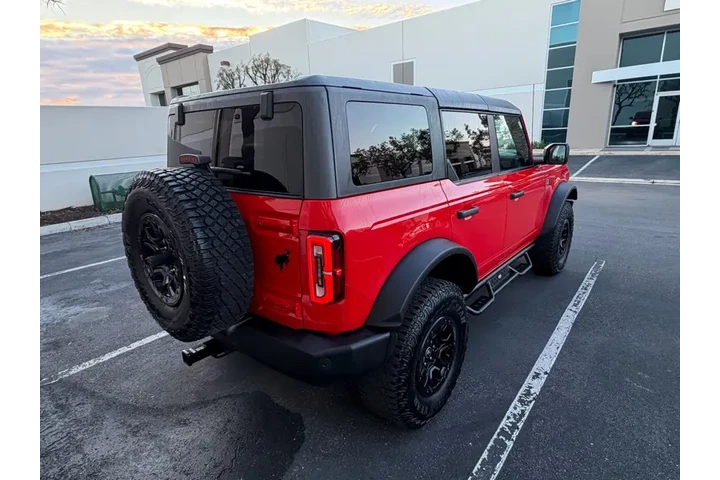 2022 Bronco Wildtrak 4D SUV image 4