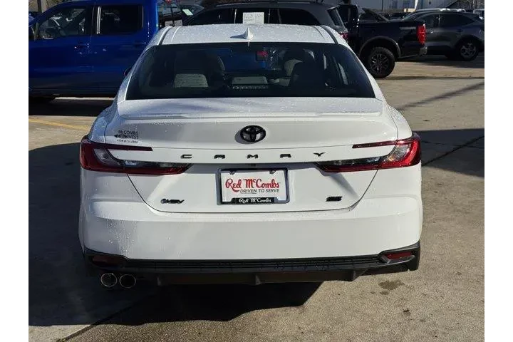 $27412 : Toyota Camry 2025 LE 4dr Sed image 8