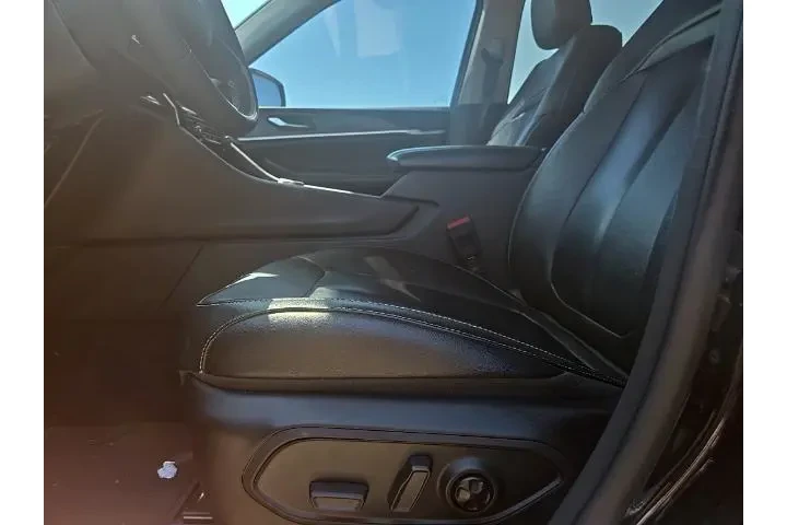 $24339 : Jeep Grand Cherokee 2022 4x4 image 6