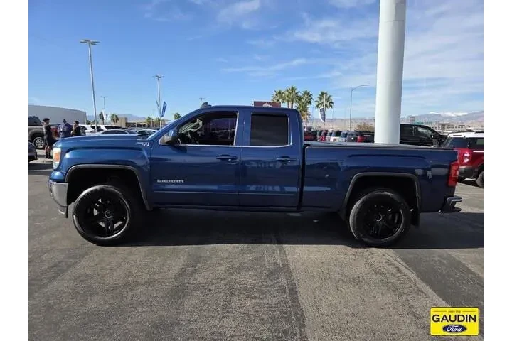 $18421 : GMC Sierra 1500 2015 4x4 SLE image 4