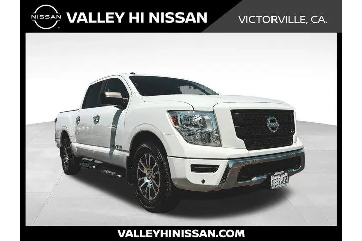 $28997 : Nissan Titan 2021 4x4 SV 4dr image 1