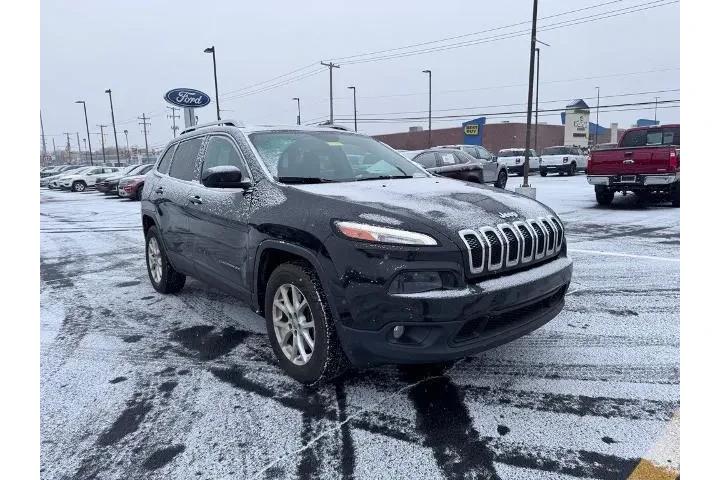 $10885 : Jeep Cherokee 2014 4x4 Latit image 3