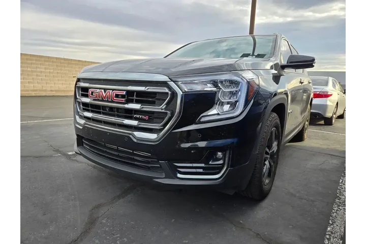 $29991 : GMC Terrain 2024 AWD AT4 4dr image 2