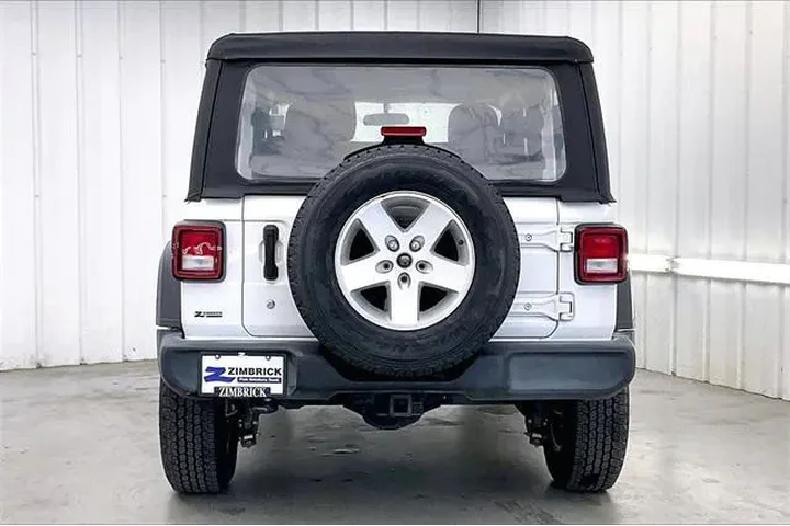 $17490 : Jeep Wrangler 2019 4x4 Sport image 4