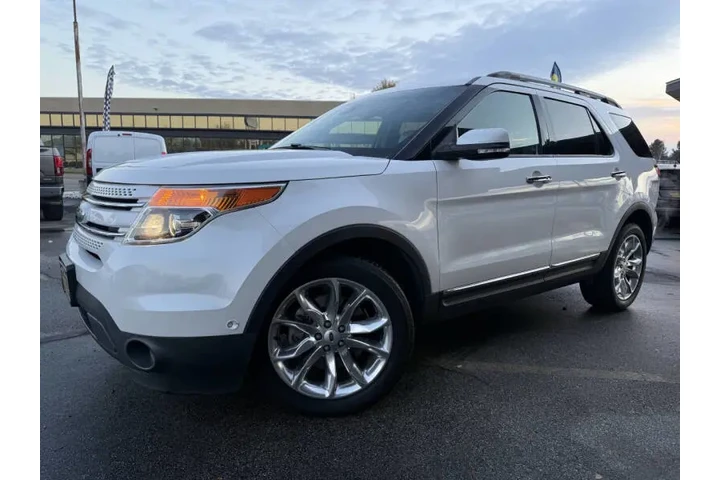 $11750 : 2015 Explorer Limited image 3