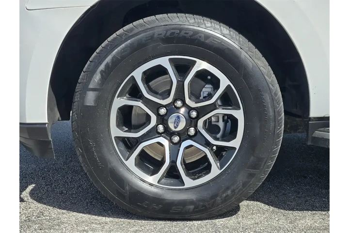 $37991 : Ford Expedition 2022 4x2 XLT image 9