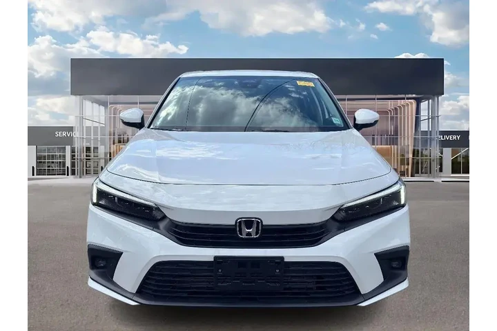 $22695 : Honda Civic 2024 Touring 4dr image 2