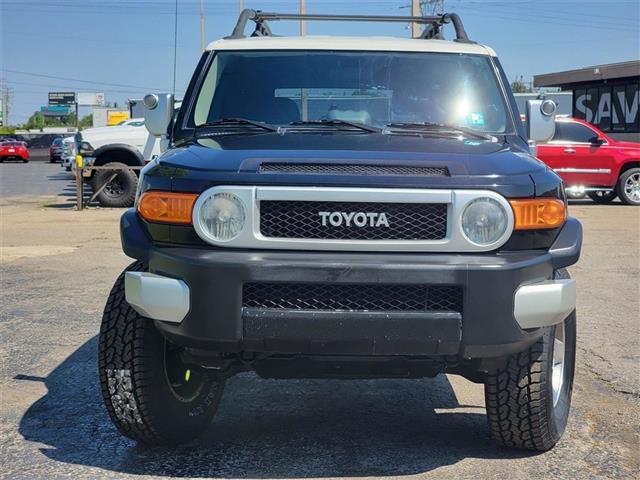 $12867 : 2008 FJ Cruiser image 10