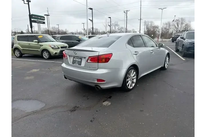 $13980 : Lexus IS 250 2010 AWD 4dr Se image 8