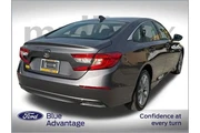 $17900 : Honda Accord 2021 LX 4dr Sed thumbnail