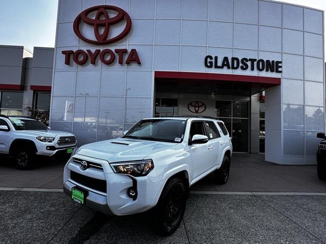 $51609 : 2024 4Runner TRD Off-Road Pre image 1