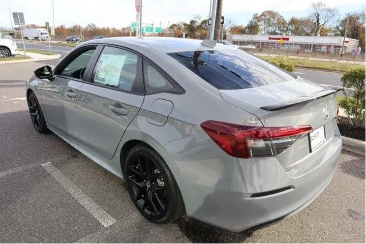 $24305 : Honda Civic 2025 Sport 4dr S image 8