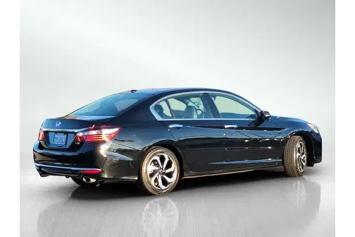 $17197 : Honda Accord 2017 EX-L V6 4d image 4