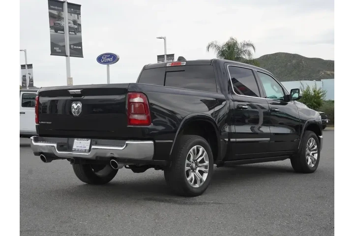 $38784 : Ram 1500 2022 4x2 Limited 4d image 4