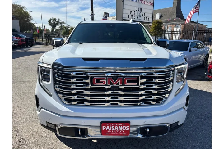 2022 GMC Sierra 1500 Denali C image 2