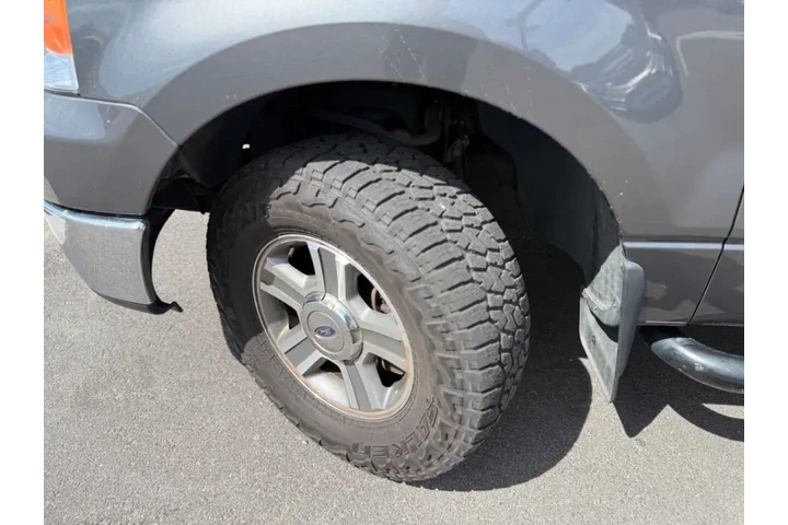 $11990 : 2006 F-150 XLT image 3