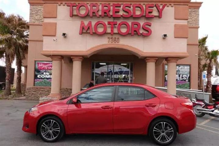 $21995 : Pre-Owned 2018 Corolla LE Sed image 2