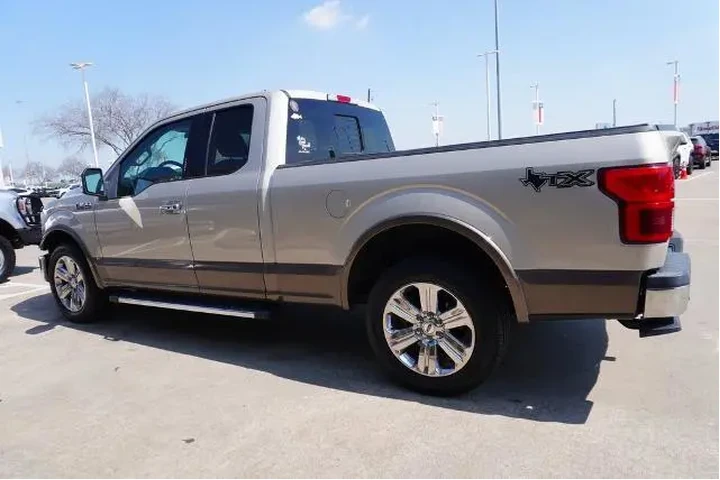 $23988 : Ford F-150 2018 4x2 Lariat 4 image 4