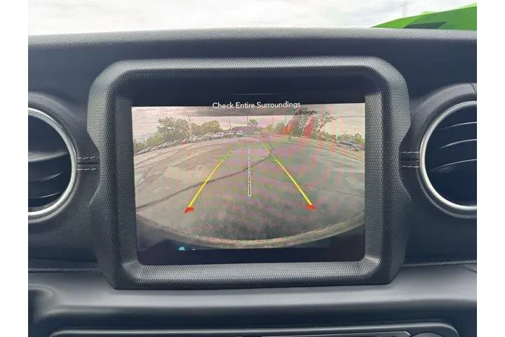 $32899 : Jeep Wrangler 2023 4x4 Sahar image 9