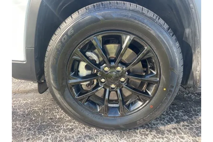 $22995 : Jeep Cherokee 2023 4x4 Altit image 9