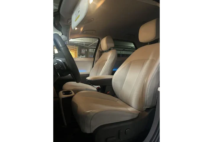 $23995 : Hyundai IONIQ 5 2023 SEL 4dr image 7