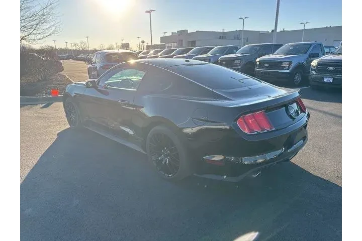 $33500 : Ford Mustang 2015 GT Premium image 4