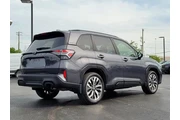 $39998 : Subaru Forester 2025 AWD Tou thumbnail