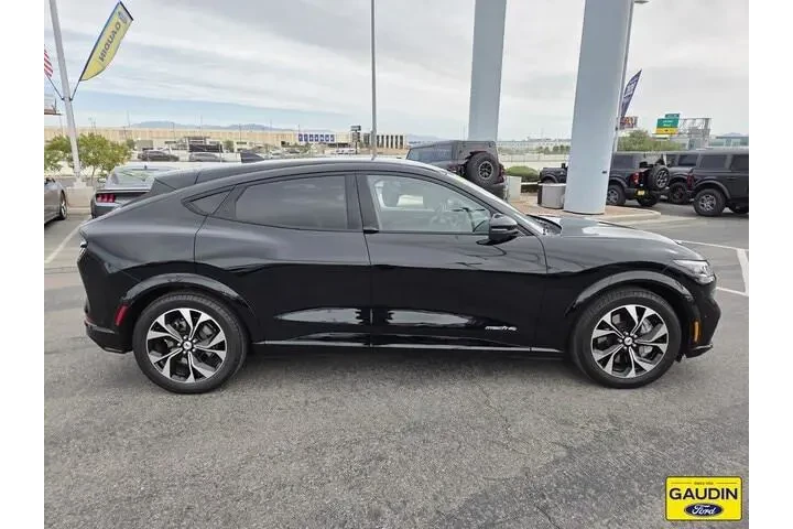 $29995 : Ford Mustang Mach-E 2022 AWD image 8