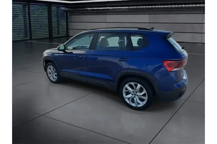 $22998 : Volkswagen Taos 2023 AWD S 4 image 6
