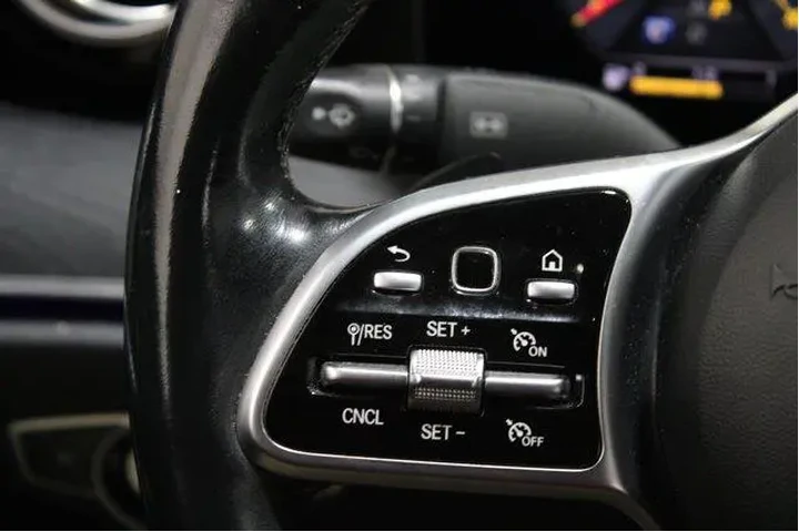 $24981 : Mercedes-Benz E-Class 2020 E image 9