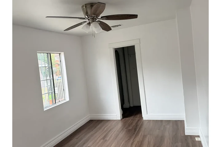 $2000 : CASA☎️San Juan Ave,South Gate☎ image 5