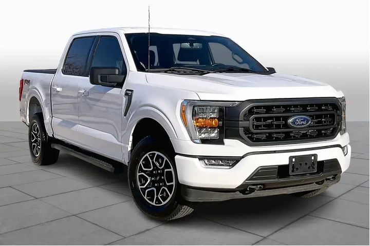 $39999 : Ford F-150 2023 4x4 XLT 4dr image 2