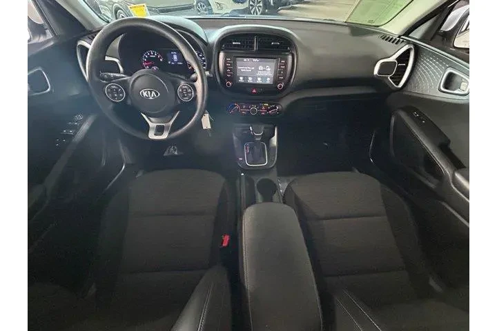 $10991 : Kia Soul 2020 LX 4dr Crossov image 10