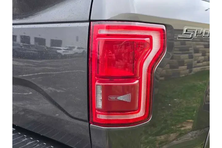 $27965 : Ford F-150 2016 4x4 Lariat 4 image 10