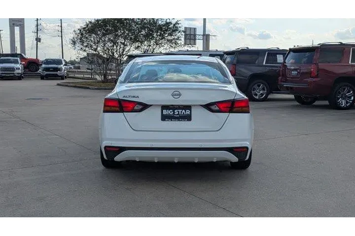 $18499 : Nissan Altima 2024 2.5 S 4dr image 6