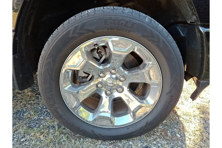 $33450 : Ram 1500 2022 4x4 Big Horn 4 image 9