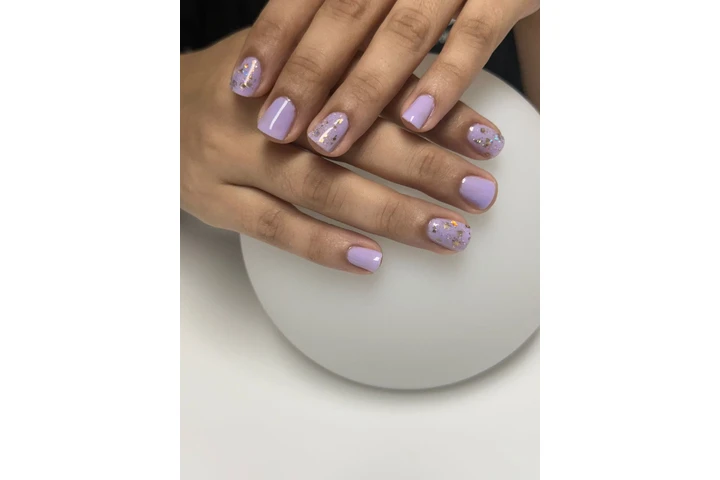 Manicurista colombiana image 4