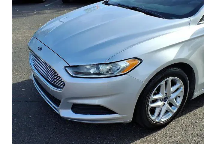 $7999 : Ford Fusion 2016 SE 4dr Seda image 8
