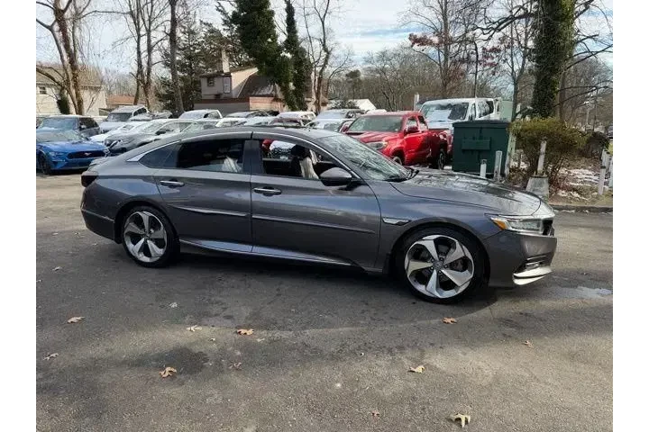 $19790 : Honda Accord 2019 Touring 4d image 8