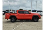 $38725 : Nissan Frontier 2025 4x4 PRO thumbnail