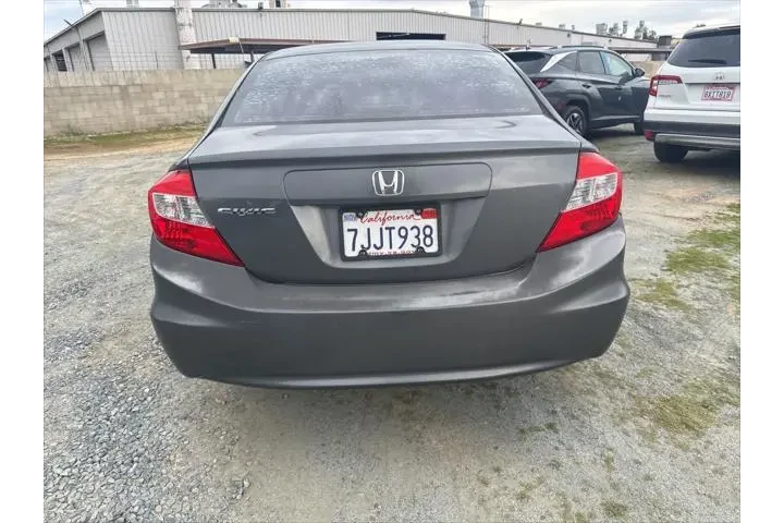 $8495 : Honda Civic 2012 LX 4dr Seda image 6