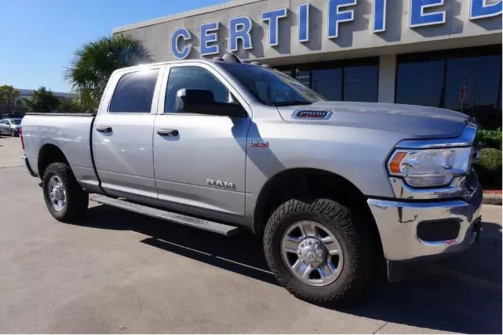 $33488 : Ram 2500 2022 4x4 Tradesman image 1