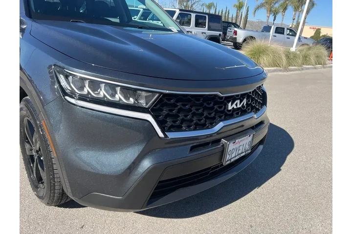 $20940 : Kia Sorento 2022 LX 4dr SUV image 10