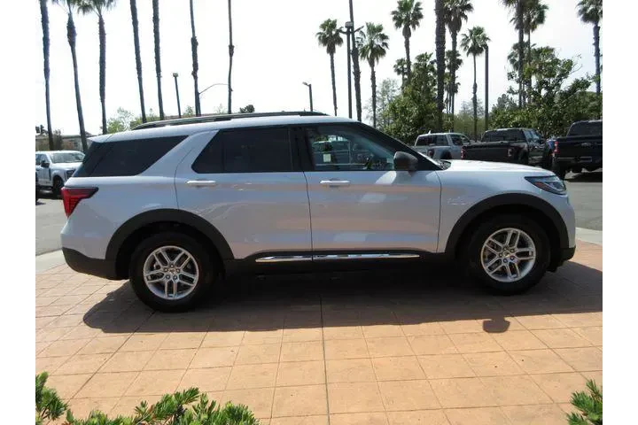 $36808 : Ford Explorer 2025 Active 4d image 5