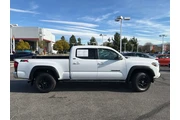 $38575 : Toyota Tacoma 2023 4x2 TRD S thumbnail