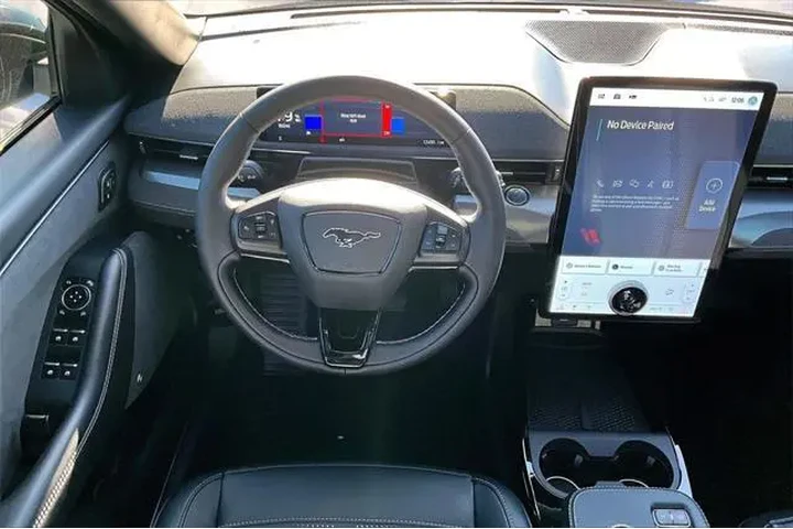 $33991 : Ford Mustang Mach-E 2023 AWD image 8