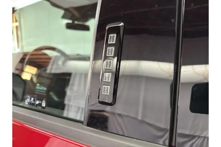 $37985 : Ford F-150 2020 4x4 Lariat 4 image 6