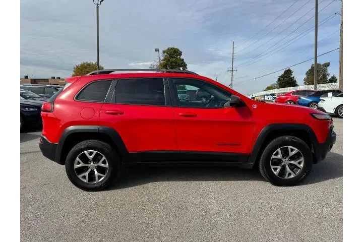 $9179 : Jeep Cherokee 2017 4x4 Trail image 2